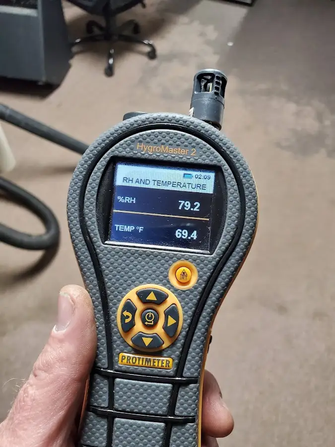 Moisture meter humidity assessment for Fire & Smoke Damage Restoration in North Hempstead